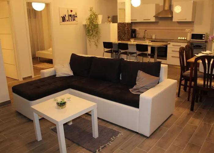 Nicely Decorated Silver * Фажана